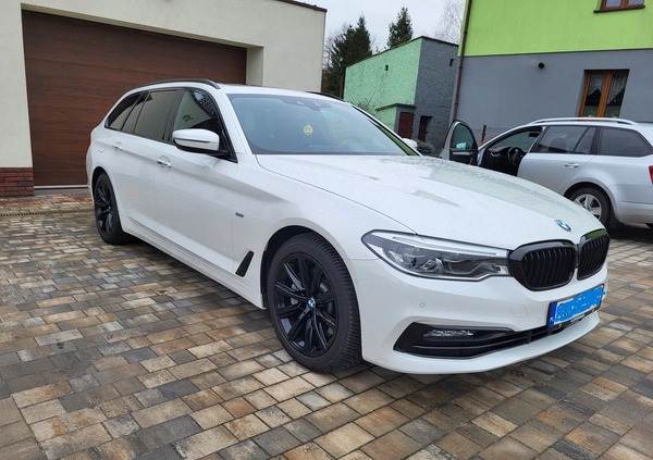 BMW Seria 5 cena 133500 przebieg: 143000, rok produkcji 2018 z Wolin małe 232